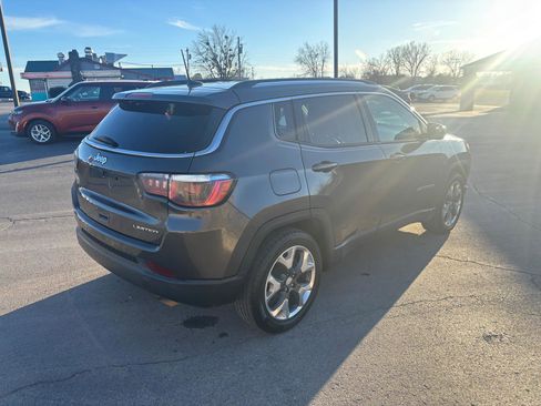 Used 2019 Jeep Compass Limited image 7