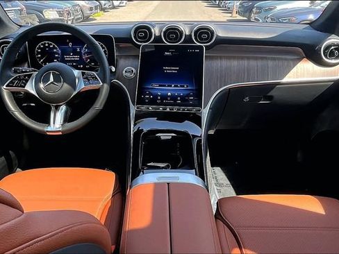Used 2026 Mercedes-Benz GLC 300 4MATIC image 12