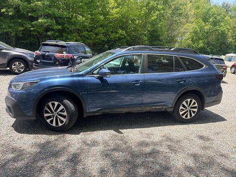 Used 2020 Subaru Outback Premium AWD/4WD image 1