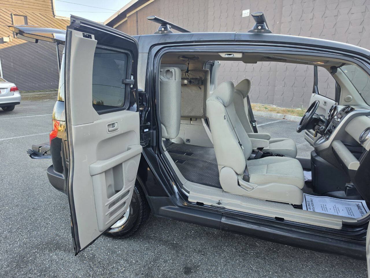 Used 2011 Honda Element EX image 34