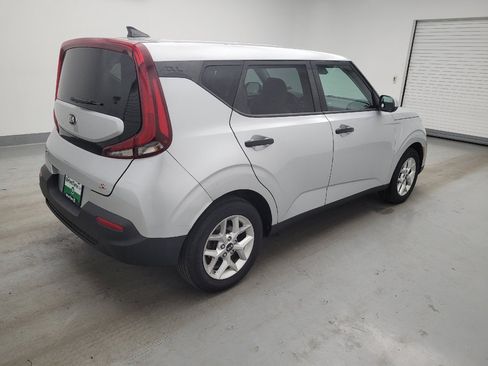 Used 2020 Kia Soul S FWD image 10