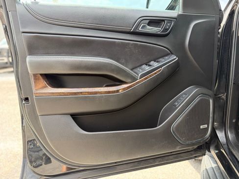 Used 2018 Chevrolet Tahoe LT image 6