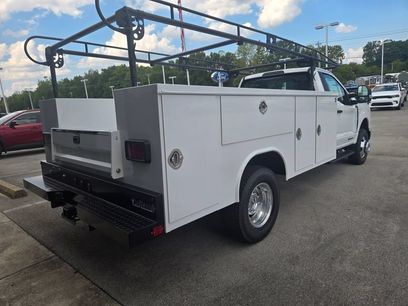 New 2026 Ford F350 XL w/ XL Chrome Package