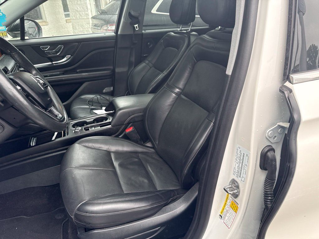 Used 2020 Lincoln Corsair Reserve w/ Elements Package AWD/4WD image 9