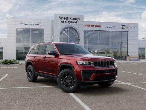New 2026 Jeep Grand Cherokee Altitude image 5