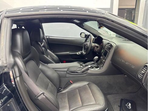 Used 2013 Chevrolet Corvette Coupe w/ 3LT Preferred Equipment Group RWD image 19