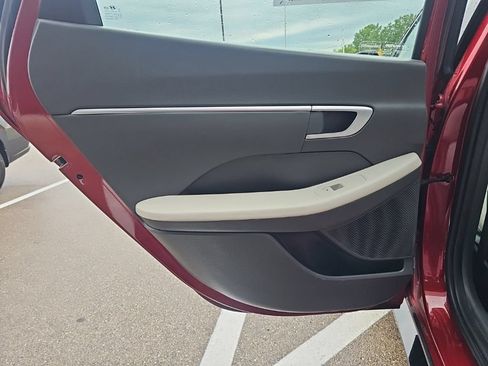 Certified 2025 Hyundai Sonata SEL FWD image 28
