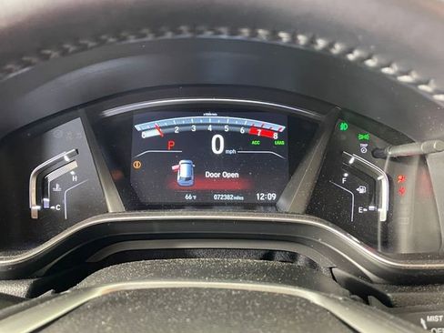 Used 2017 Honda CR-V Touring image 5