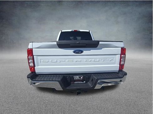 Used 2022 Ford F250 XLT w/ XLT Value Package AWD/4WD image 6
