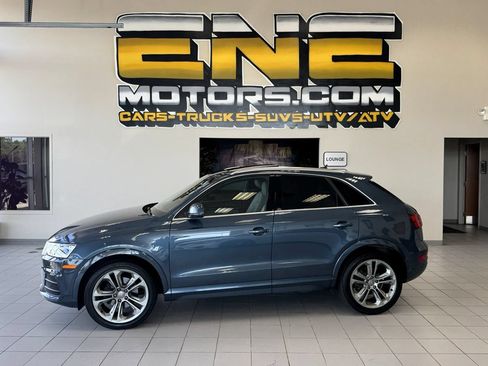Used 2016 Audi Q3 2.0T Premium Plus w/ Technology Package AWD/4WD image 4