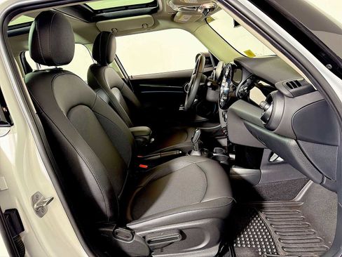 Certified 2023 MINI Cooper 4-Door Hardtop image 23