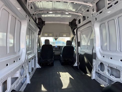 Used 2023 Ford Transit 250 148 High Roof w/ Fleet Fuel Economy Package RWD image 33