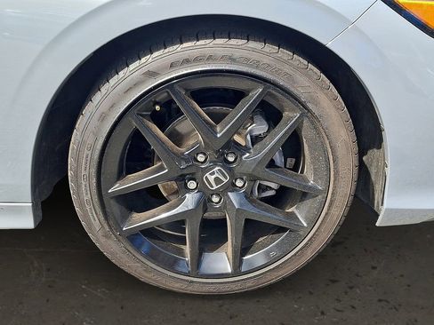 Used 2025 Honda Civic Sport image 8