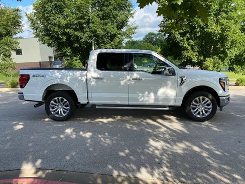 Used 2024 Ford F150 Lariat AWD/4WD image 9