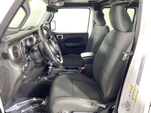 Used 2018 Jeep Wrangler Unlimited Sport S image 16