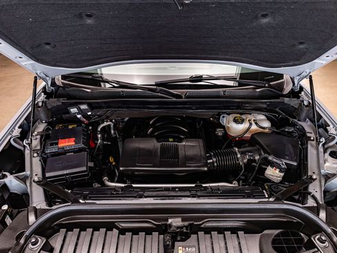 Used 2024 GMC Sierra 1500 AT4 w/ Technology Package image 30