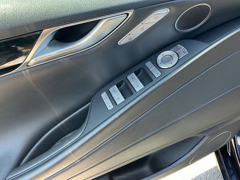Used 2023 Genesis G80 2.5T AWD/4WD image 18
