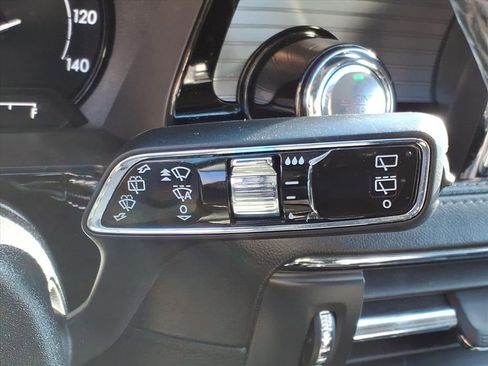 Used 2021 Lincoln Corsair AWD w/ Equipment Group 101A image 27