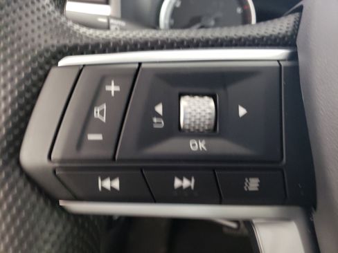 New 2026 Mitsubishi Outlander ES image 18