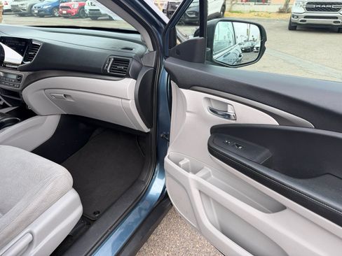 Used 2019 Honda Pilot EX image 17