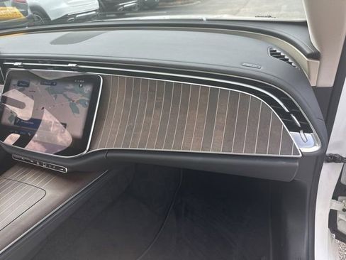 Certified 2025 Mercedes-Benz E 350 Sedan image 33
