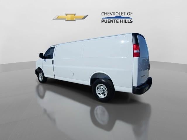 New 2026 Chevrolet Express 2500 Extended w/ Communications Package RWD image 6