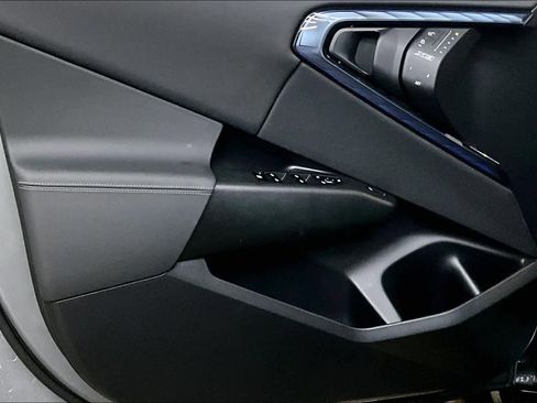 Used 2025 BMW X3 xDrive30i w/ Premium Package image 25