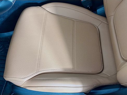 Used 2026 Mercedes-Benz C 300 4MATIC Sedan image 18