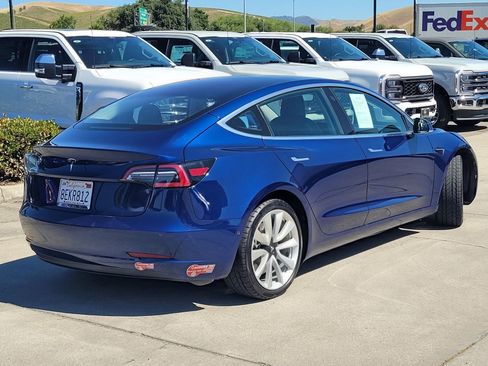 Used 2018 Tesla Model 3 Long Range RWD image 4