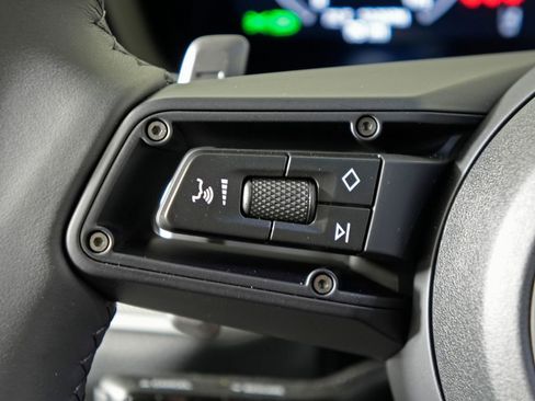 Certified 2026 Porsche Cayenne Coupe AWD/4WD image 23