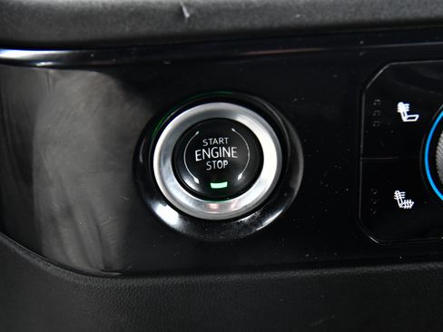 Used 2024 Chevrolet Silverado 1500 LT image 27