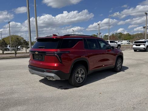 New 2026 Chevrolet Traverse LT image 4