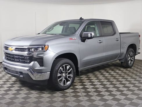 Used 2024 Chevrolet Silverado 1500 LT w/ All Star Edition Plus AWD/4WD image 9
