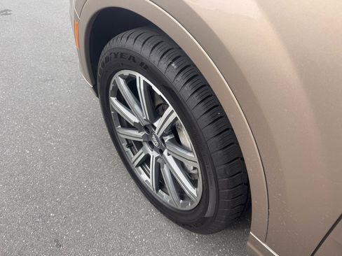 Used 2018 Audi Q7 3.0T Prestige image 16