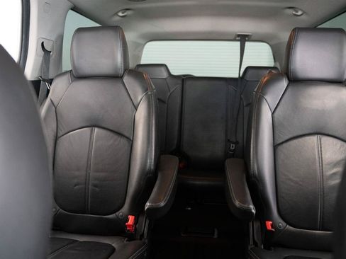 Used 2016 GMC Acadia SLT AWD/4WD image 12
