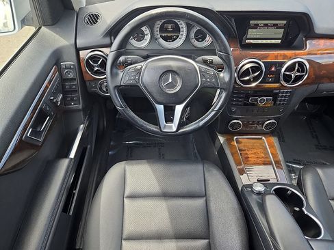 Used 2013 Mercedes-Benz GLK 350 4MATIC image 13