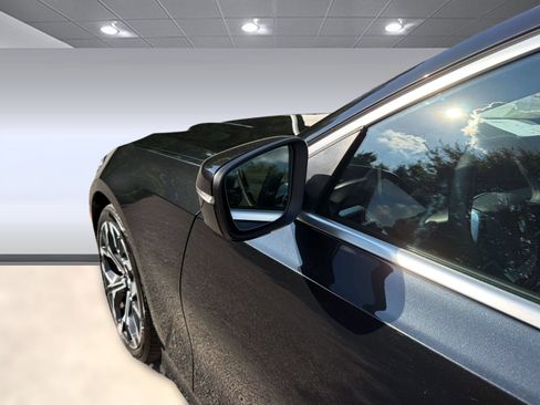 Certified 2026 BMW 330i Sedan RWD image 25