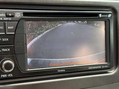 Used 2013 Toyota Sienna XLE AWD/4WD image 19