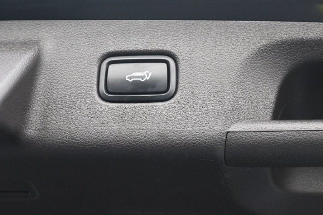 Used 2020 Hyundai Palisade Limited FWD image 10