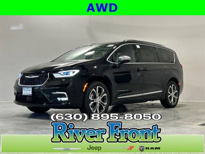 New 2026 Chrysler Pacifica Pinnacle