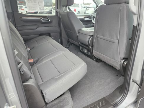 Used 2025 GMC Sierra 1500 Elevation image 26
