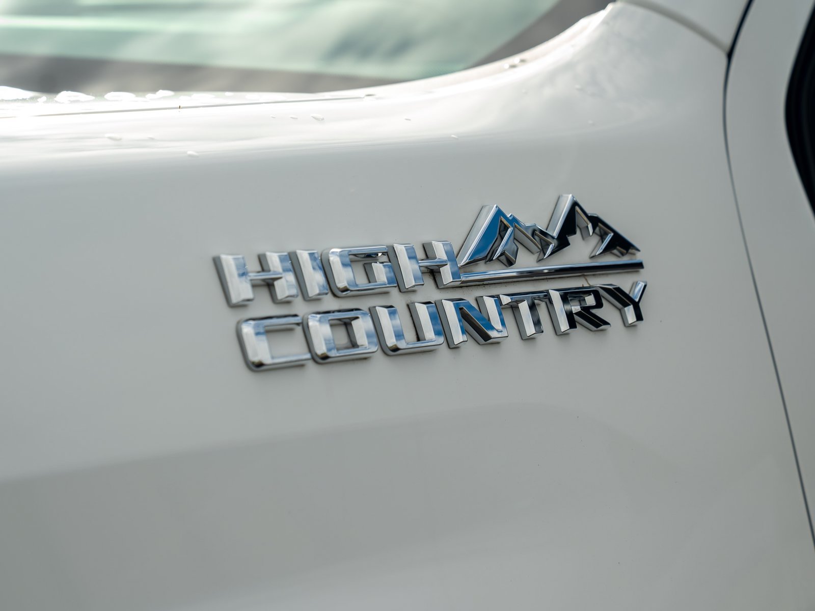 Used 2023 Chevrolet Silverado 2500 High Country AWD/4WD image 7
