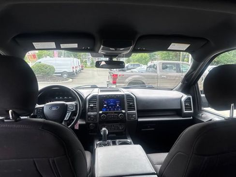 Used 2020 Ford F150 XLT w/ Equipment Group 302A Luxury AWD/4WD image 22