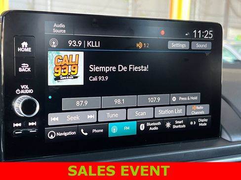 Used 2024 Honda Pilot Touring image 19