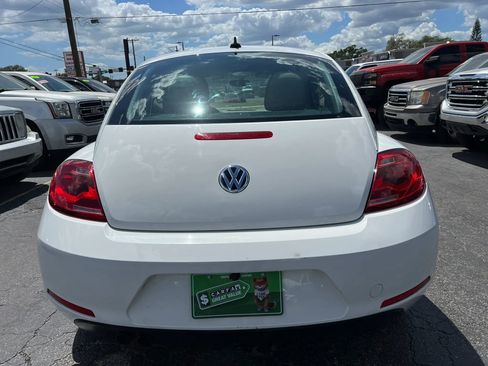 Used 2014 Volkswagen Beetle 2.5 FWD image 6