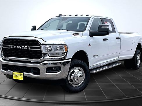 Used 2024 RAM 3500 Big Horn image 8