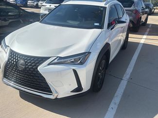 Used 2019 Lexus UX 200 video 1