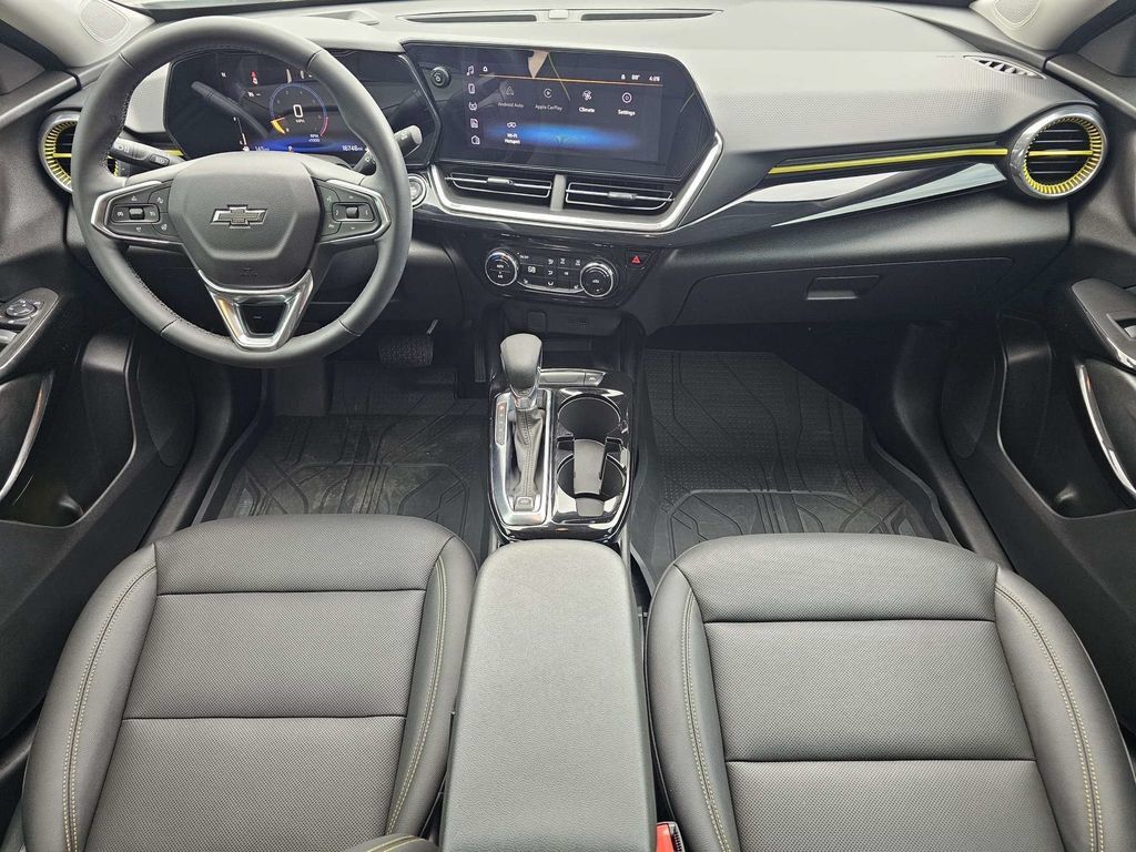Used 2024 Chevrolet Trax ACTIV w/ Sunroof Package FWD image 15
