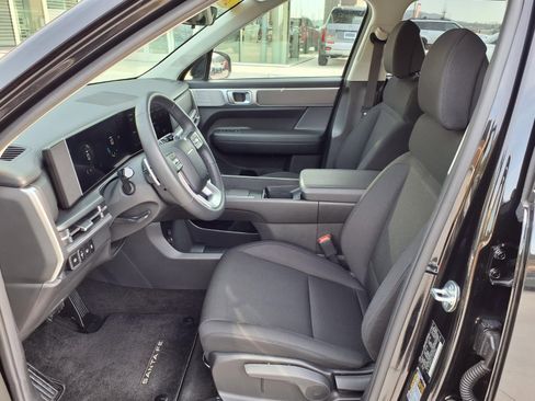 Certified 2025 Hyundai Santa Fe SE image 12