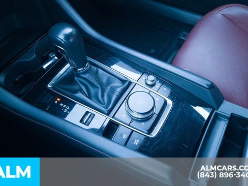 Used 2024 MAZDA MAZDA3 s image 24